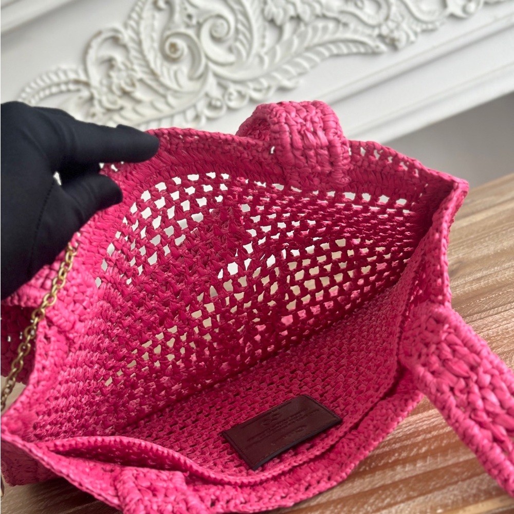 Chloé Pink Crochet 'Love' Tote - Picture 8 of 8